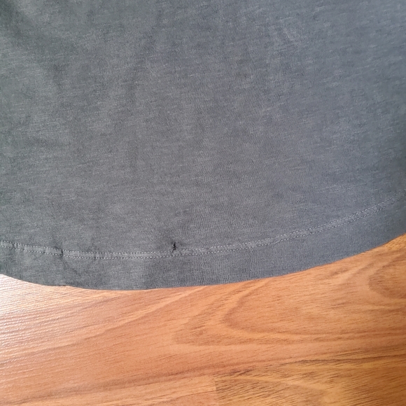 Buck Mason Slub Curved Hem Crewneck T-Shirt Tee Shirt L Grey New - Picture 9 of 9